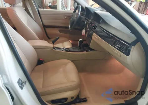 2011 BMW 328I z USA, uszkodzony, nr VIN WBAPH7C50BE676796